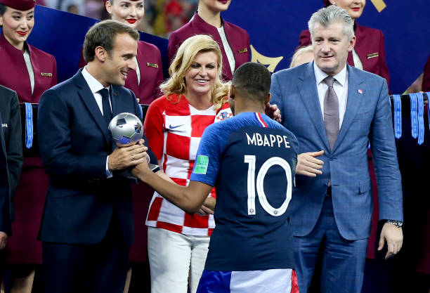 双方就展现 双方就展现